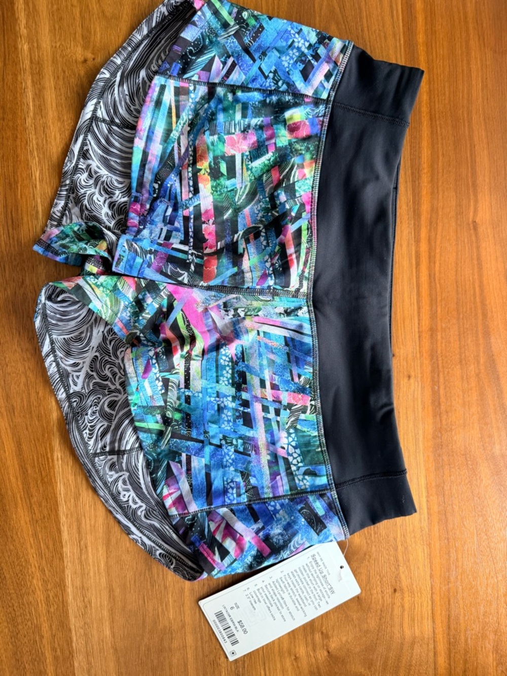 NWT Lululemon Limited Edition Speed Up Short *Seawheeze Special* Size 6